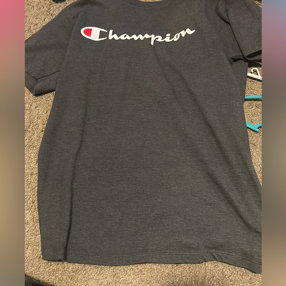Champion t shirt